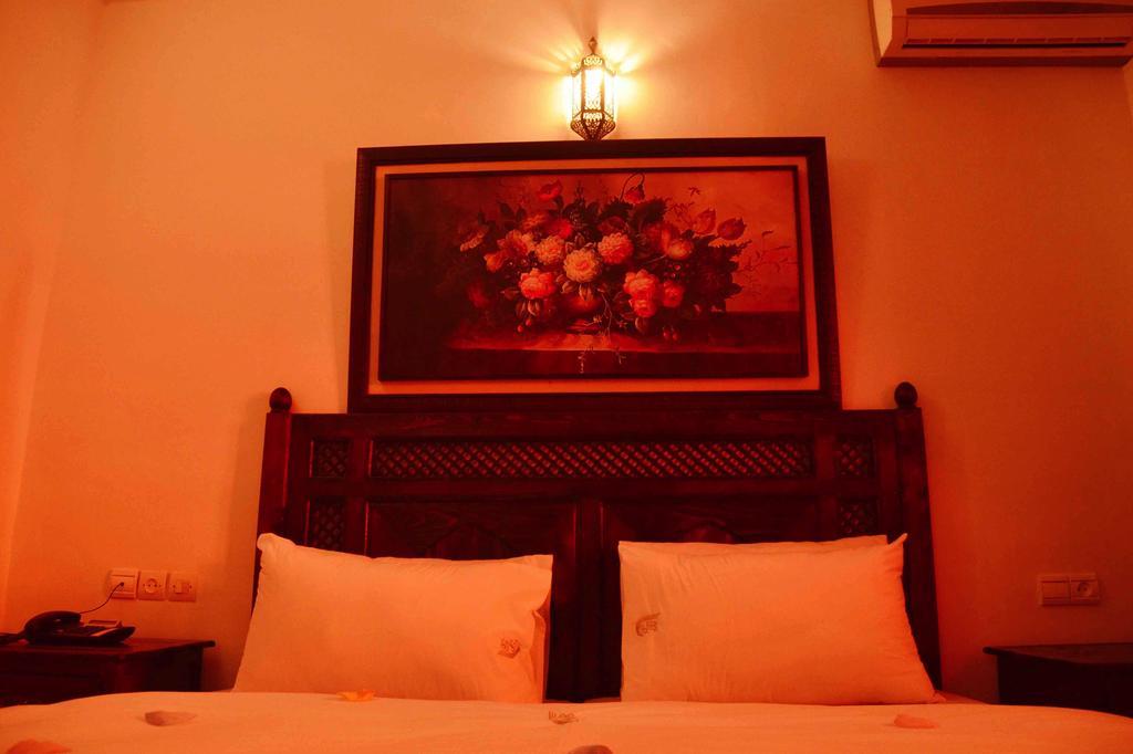 Palais Batha Hotel Fez Quarto foto